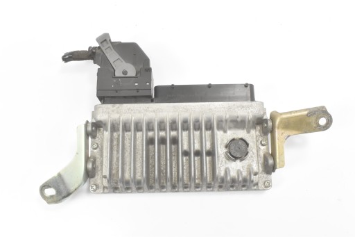 896610U120 - Комп'ютер контролер двигуна 89661-0u120 toyota yaris iii xp13 1.5h