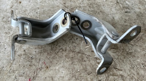 hinge door front right NISSAN MAXIMA A35