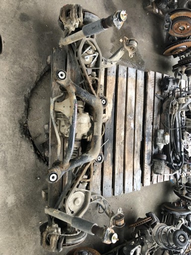 Bmw x3 e83 2.0 150км подвеска задняя балка салазки