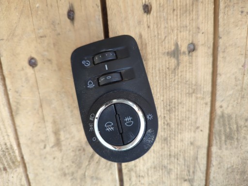 switch switch of the lights control unit Opel Corsa E 13470445