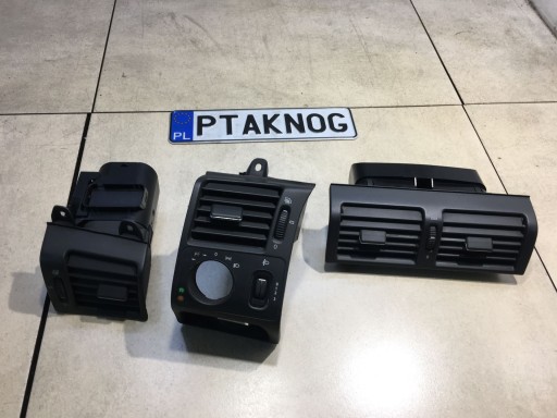 Вентиляційна решітка в зборі W210 2108300054