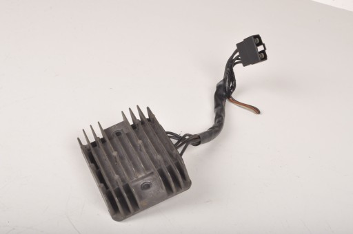 TRIUMPH BONNEVILLE T100 SE 865 регулятор напруги