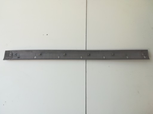 KIA CARENS II moulding door left front 2002-06R