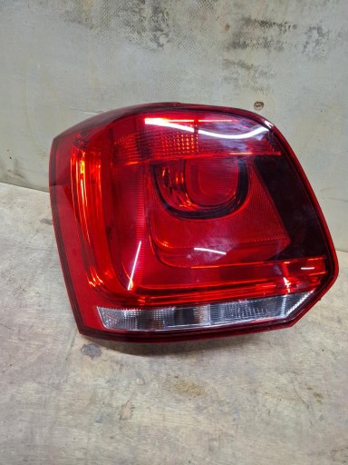 light rear left side Volkswagen CrossPolo 5 2014 6R0945095