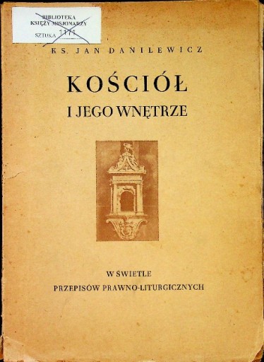 Kościół i jego wnętrze 1948 r.