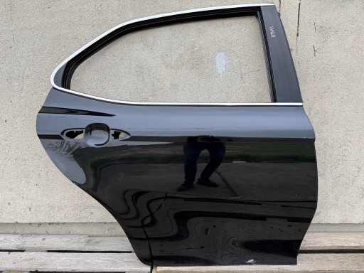 Правая задняя дверь toyota camry viii 8 xv70 2017- очень хороший орг