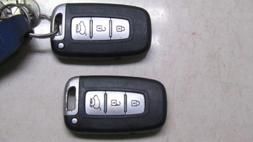 066/036 - HYUNDAI IX35 ДИСТАНЦИОННЫЙ КЛЮЧ 10-16