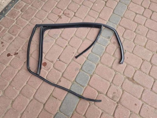 gasket zgarniacz windows rear part rear left HB Volkswagen Golf 7 VII