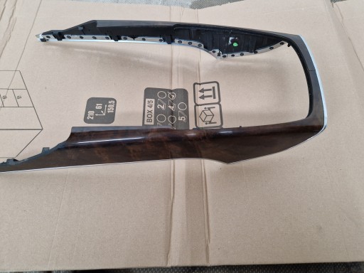 4G0864261L - AUDI A6 A7 4g декор смуги тунелю