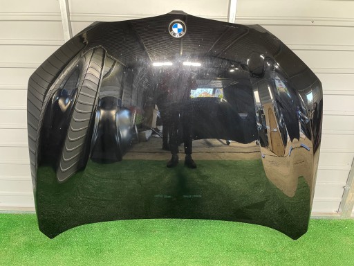 BMW X1 F48 Маска покрыта двигателем