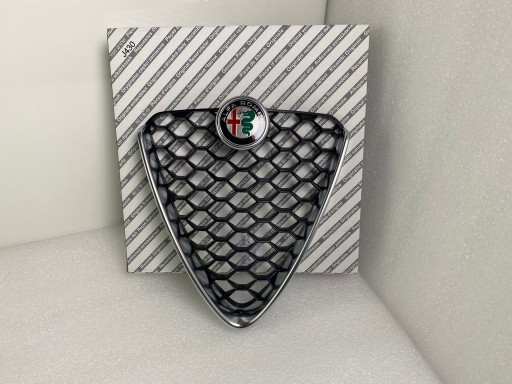 Решітка Alfa Romeo Giulia Veloce 156157026
