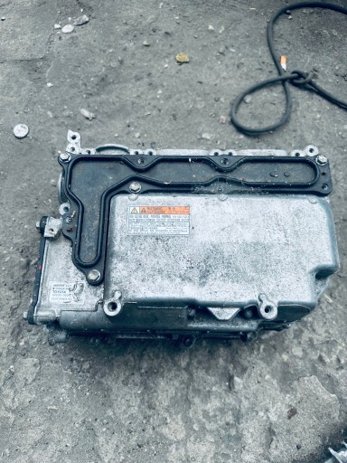 Lexus CT200h інвертор G9200-76040 конвертер