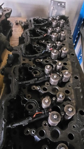 ГОЛОВКА ДВИГАТЕЛЯ DAF XF CF 106 EURO 6 LIFT