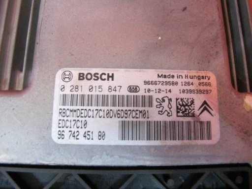 PEUGEOT 308 and 1 T7 1.6 HDI 9HP CITROEN C3 II DS3 control unit computer of the engine