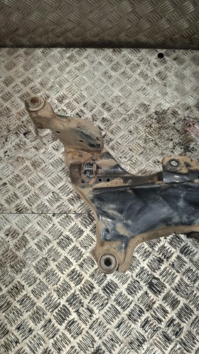 axle beam TRAWERS NISSAN ALMERA TINO 2.2DCI