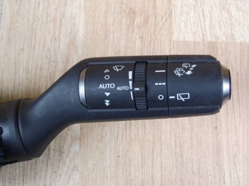 Lexus UX UX250H DEVIO TERGICRISTALLO TERGI manetka 76050 17L066