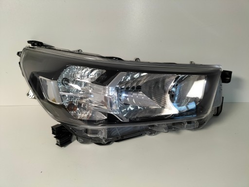 light front reflektor right TOYOTA HILUX VIII LIFT 20
