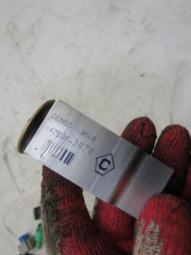 РОЗШИРЮВАЛЬНИЙ КЛАПАН КОНДИЦІОНЕРА RAV-4 III 47500-3070