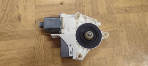 mini motor windows front left 04-08 KOMBI PEUGEOT 407 0130822200