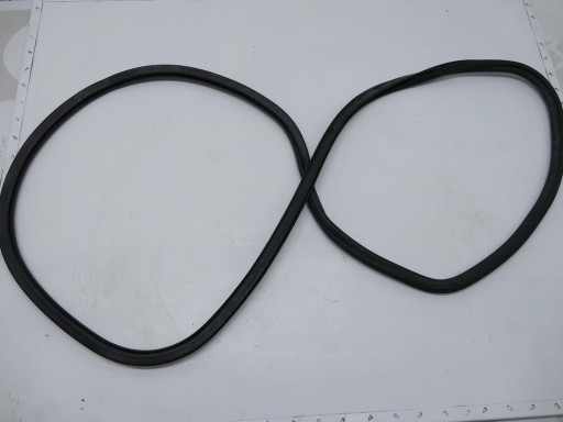 AUDI Q5 8R gasket door right rear part 8R0833721D