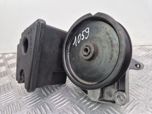 Mercedes C280 W204 servo pump LH2114612