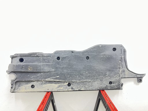 cover chassis right LEON IV OCTAVIA IV GOLF VIII 8 5WA825202E 5WA825102A