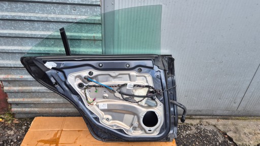 door rear part rear. left complete 755 MERCEDES CLS W218 sedan original BDB!!