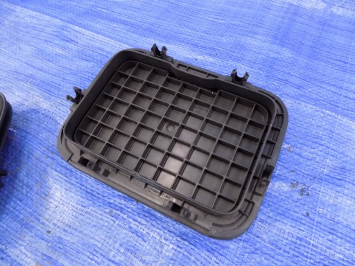 Handschuhfach des Bodens DYWANU RENAULT MODUS LIFT