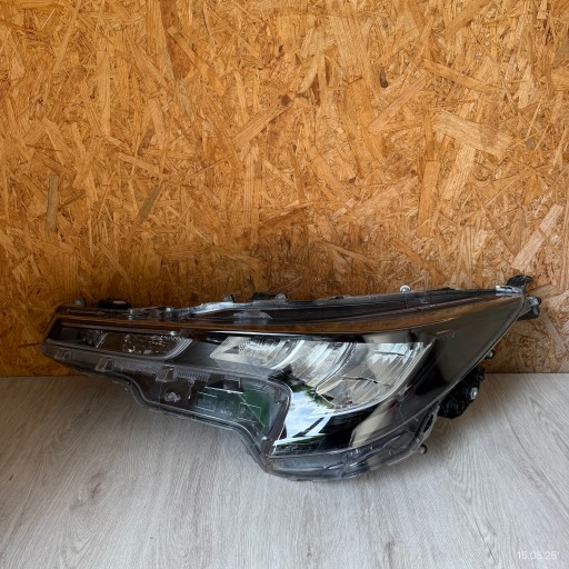 light front left TOYOTA COROLLA E21 FULL LED 81150-02S60