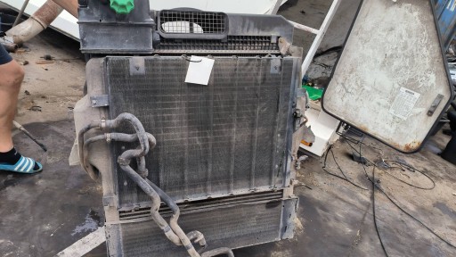 KOMPLET CHLODNIC A9425010901 DAIMLERCHRYSLER ACTROS MP2 2532
