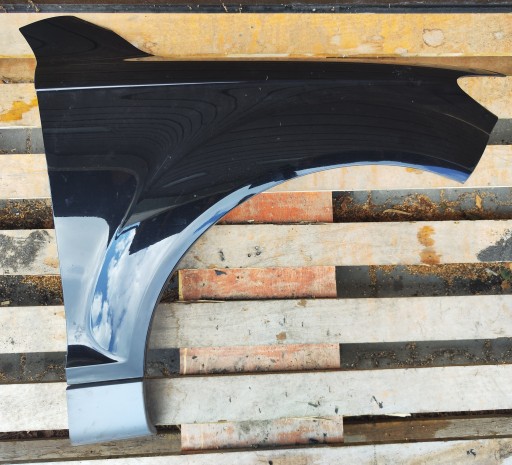 КРЫЛО ПЕРЕДНЕЕ ПРАВОЕ AUDI Q7 4L L041