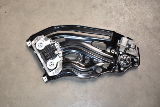 perfect condition window regulator rear part of the rear left PORSCHE 992 992-2 1