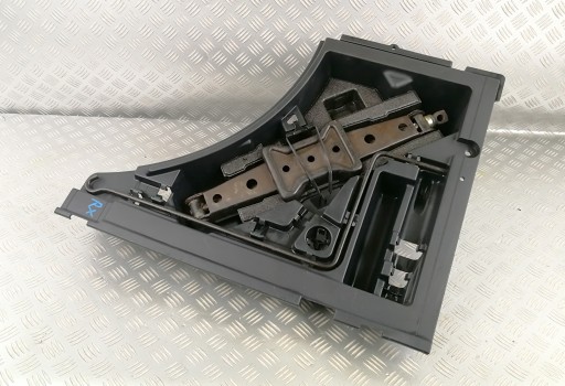 64991-48040 патрон багажника для Lexus RX 09-15