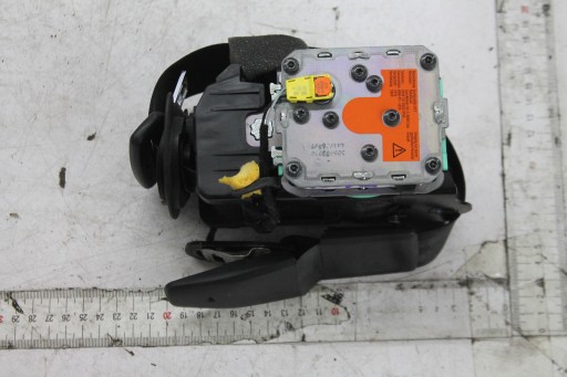 4G8 857 - Передній лівий натягувач ременя AUDI A6 C7 11-18