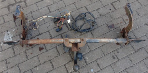 Tower hook thule citroen c4 та picasso europe