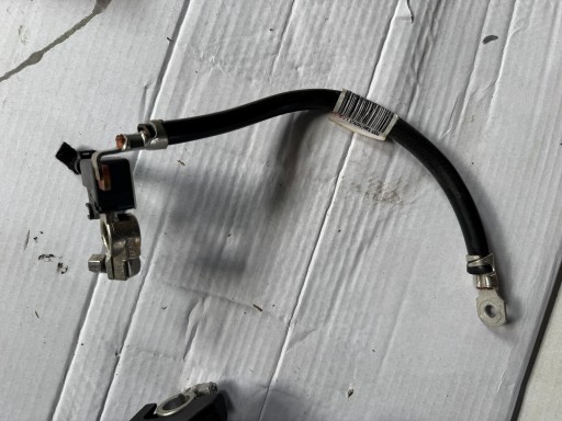 svorka kabel baterie 8K0915181E AUDI A5 8T A4 B8
