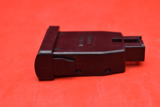 lever button electric brake 15A685 TOYOTA PRIUS 2 II XW20 03-11