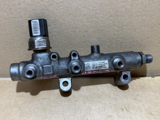 AUDI A8 D4 3.0 TDI Kraftstoffverteiler Einspritzleiste 059130089BT 05A906051