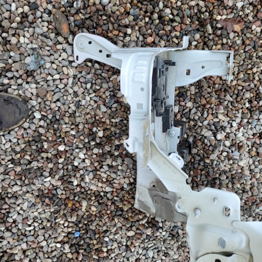 čtvrtka přední předek levá CITROEN C3 III EWPB