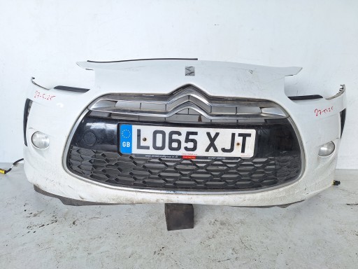 CITROEN DS3 10-14 bumper + LED