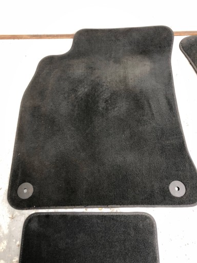 mats WELUR KOMPLET AUDI A4 B8 LIFT 8K1863691F