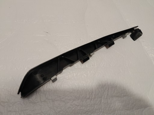 AUDI A4 A5 F5 8W holder USZCZELKI door right front 8W8837152