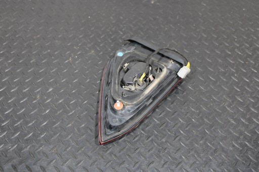 light bonnet right rear part MASERATI LEVANTE M161 06701008690