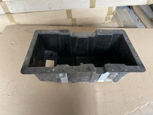 A9106102500 - КОРПУС АККУМУЛЯТОРА SPRINTER 910