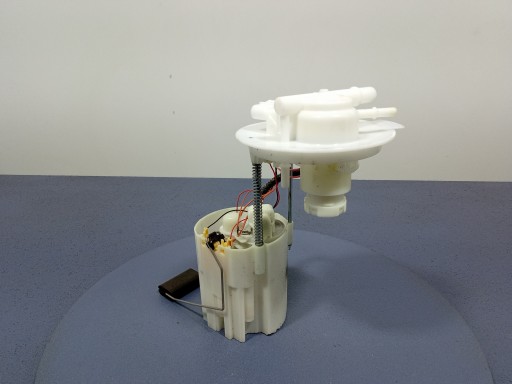 CHRYSLER PACIFICA II 16-3.6 V6 паливний насос 68184243ab