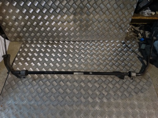 IDEALNY STABILIZATOR záď MERCEDES W205 COUPE 1
