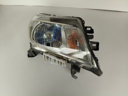 light right REFLEKTOR NISSAN NAVARA D23 NP300 16
