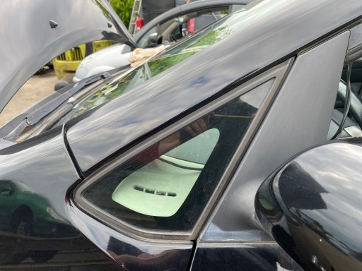 window side bodywork left front Toyota Prius 2 II FL 03-09