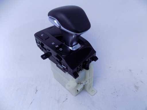 467W0-J5200 - KIA STINGER GT РЫЧАГ ПЕРЕКЛЮЧЕНИЯ ПЕРЕДАЧ