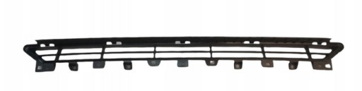 8XA807683 - AUDI A1 8x 2015-Решітка в бампер Центральна решітка